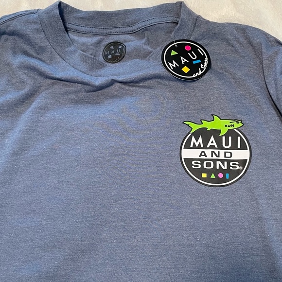 🆕Men’s Maui and Sons Long Sleeve Shark Logo Shirt Size L - Picture 9 of 9